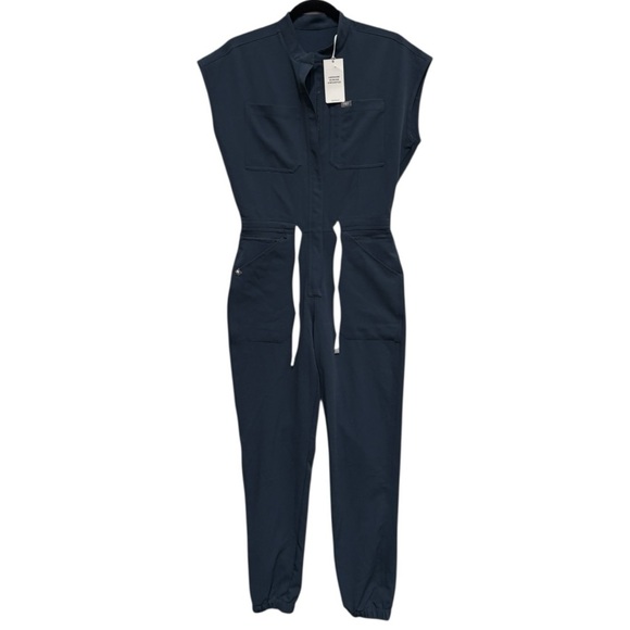 NEW Figs Rafaela Cargo Scrub Jumpsuit Size XS - Picture 2 of 8